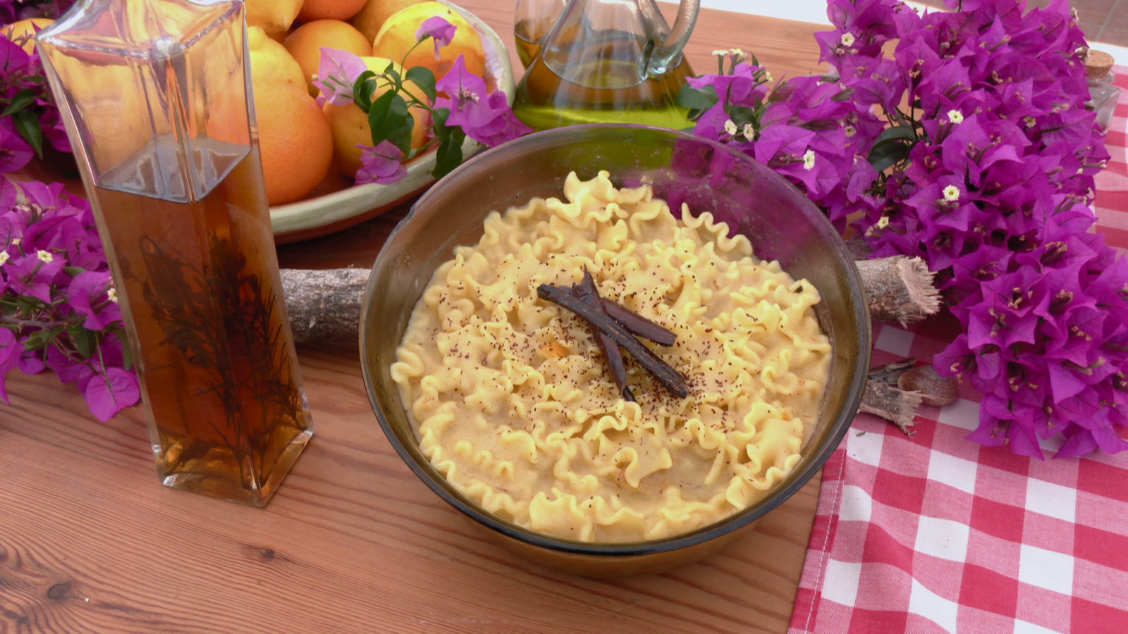 Deliciosa receta de macarrons de Sant Joan - Aquí la Tierra | Ver