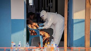 Francia confirma su primer caso de ébola en un médico que acababa de regresar de la República Democrática del Congo