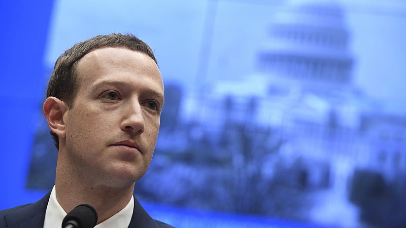 Zuckerberg ve "inevitable" una regulación sobre la privacidad en internet y redes sociales