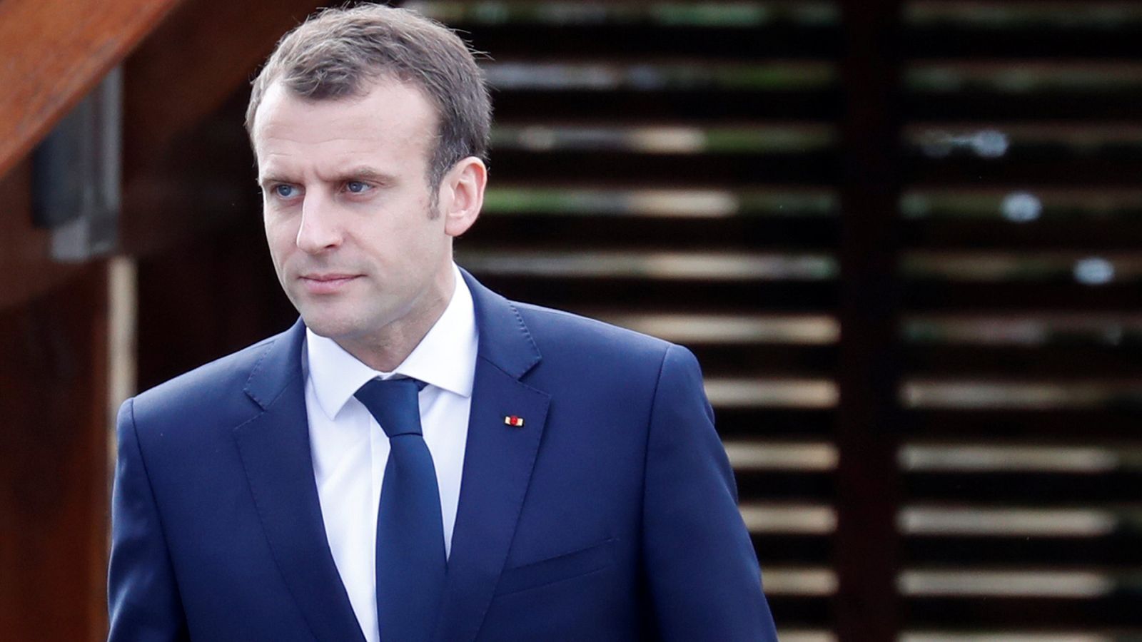 Macron dice tener pruebas del uso de armas químicas del régimen sirio en Duma