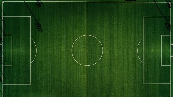 Mundial 2026: aficionadas creadas con IA, un Hitler falso y la verdad sobre Cabo Verde