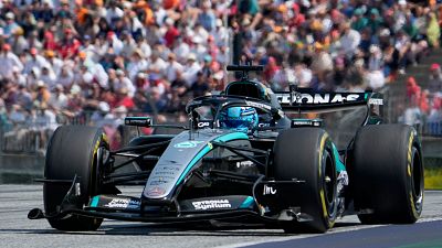 George Russell se impone con autoridad en Austria mientras Verstappen devuelve el espect�culo a la F�rmula 1