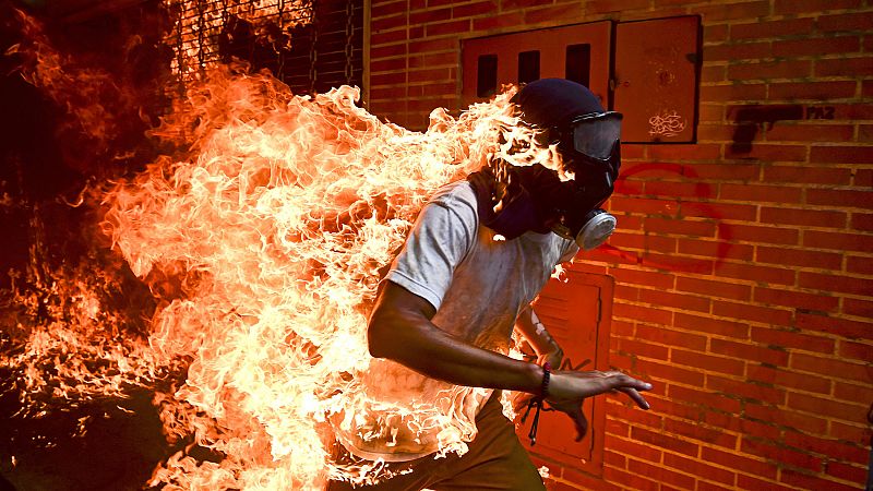 El fotoperiodista venezolano Ronaldo Schemidt gana el World Press Photo