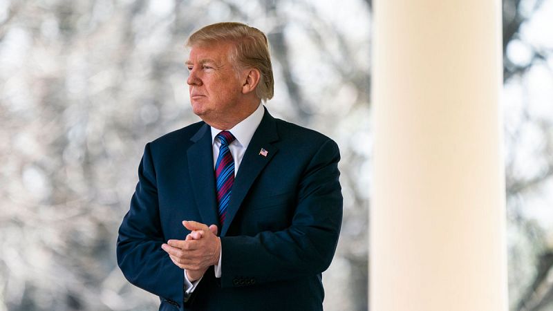 Trump dice que EE.UU. solo volverá al acuerdo comercial Transpacífico si el trato fuera "sustancialmente mejor"