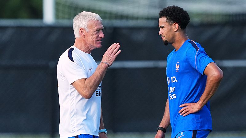 Deschamps alaba a Mbappé antes del cruce ante Suecia: ''Es el primero en dar ejemplo''