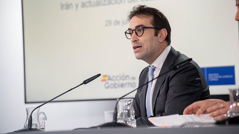 El Gobierno eleva en cuatro décimas el crecimiento económico para este año y lo sitúa en el 2,6%