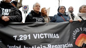 Concentraci�n ante los juzgados de Plaza de Castilla para pedir justicia por los muertos en residencias