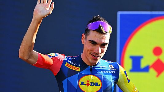 Juan Ayuso, en la presentaci�n del Tour de Francia 2026