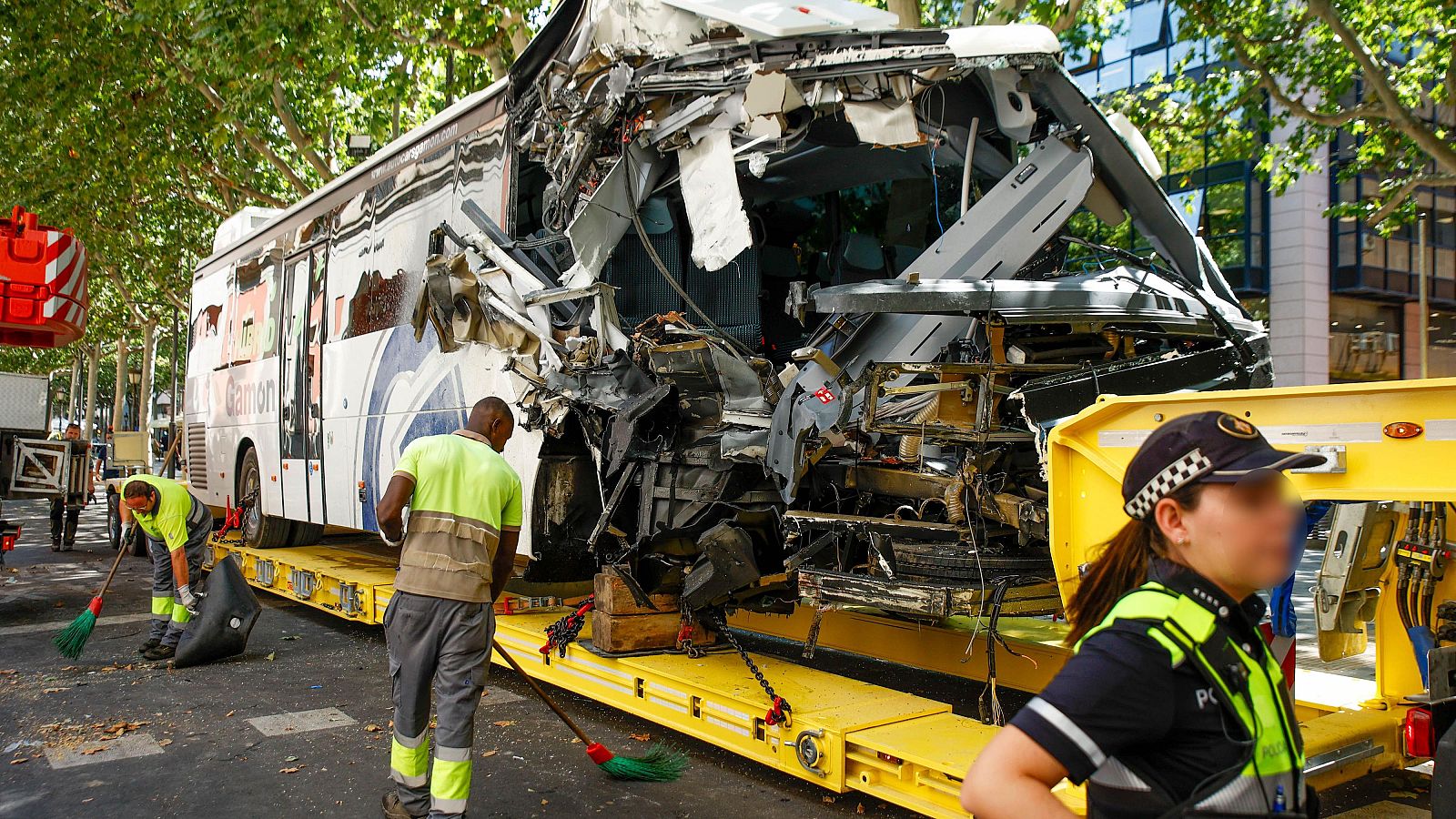 Accidente de autobús de Lleida: 44 heridos, cuatro de ellos graves | Ver