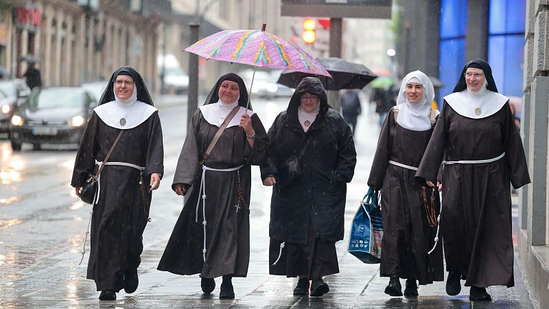 La Fiscalía pide 12 años de cárcel para las siete exmonjas de Belorado por maltrato a cinco religiosas ancianas