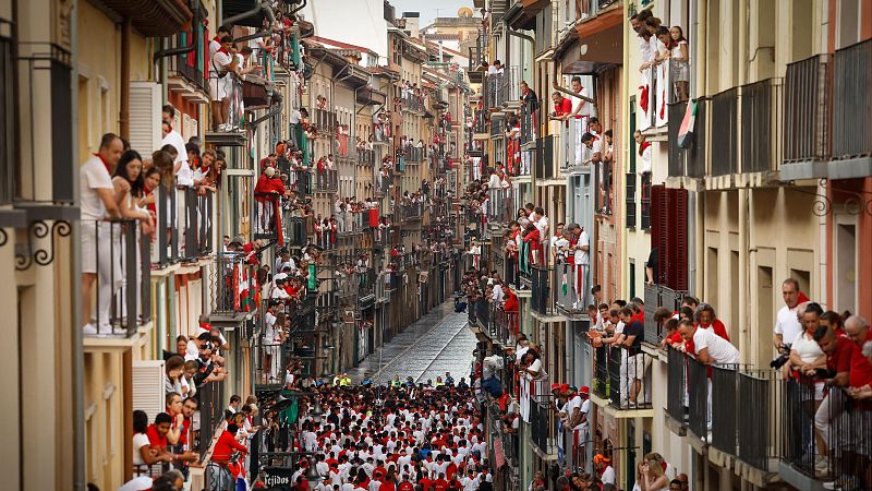 El turista de Sanfermines gasta de media 460 euros: del ocio a los hoteles, que se disparan, y sin contar con el transporte