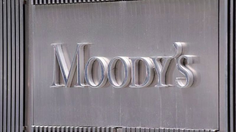 Moody's sube un escalón la nota de España