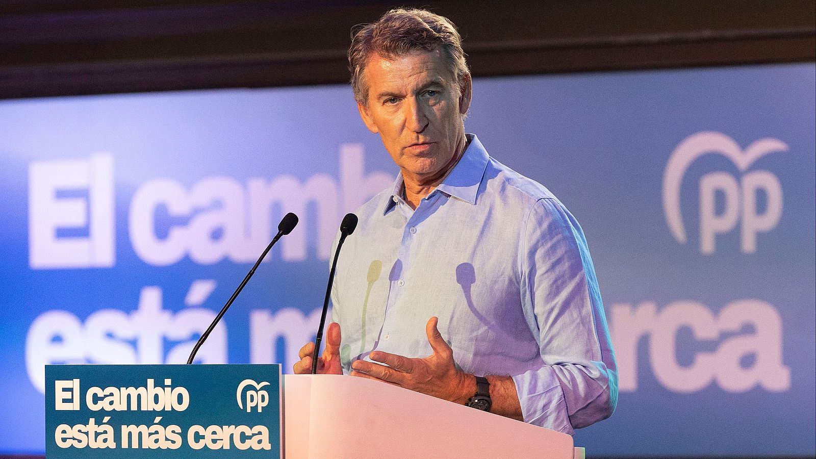 Feijóo ve al PSOE "muerto de miedo" tras las últimas imputaciones - Informativo 24h | Ver