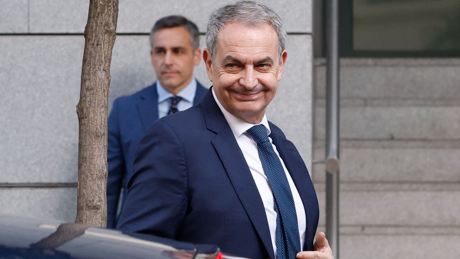 Hacienda informa al juez que tiene abierta una inspección a Zapatero | Ver