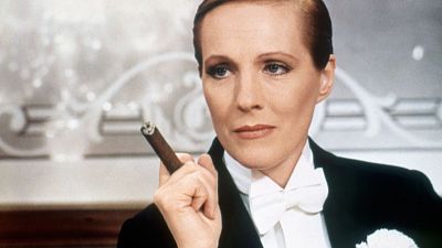 Julie Andrews es Víctor y también es Victoria en esta obra maestra del género musical
