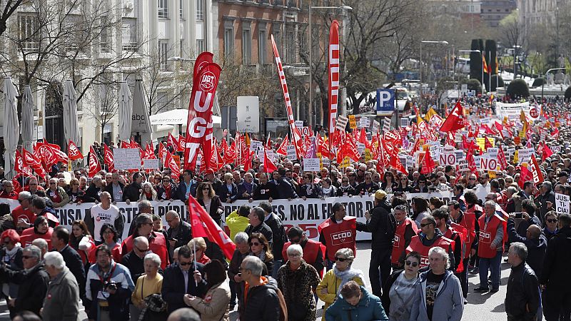 Miles de personas salen de nuevo a la calle para exigir pensiones dignas