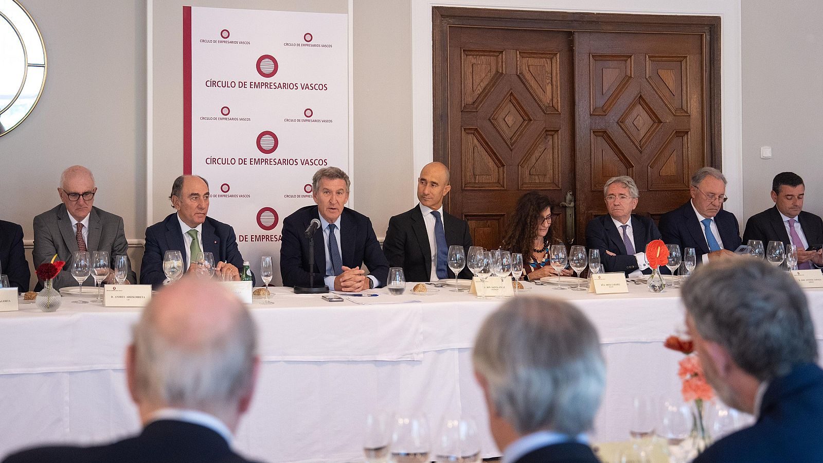 El Gobierno critica la propuesta de Feijóo sobre el absentismo - Informativo 24h | Ver