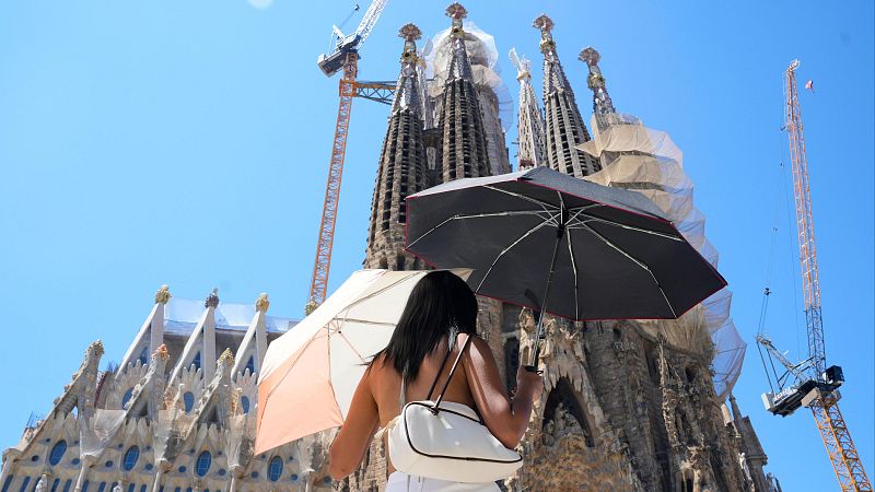 Barcelona bat rècord històric de temperatura amb 40,5ºC en plena onada de calor