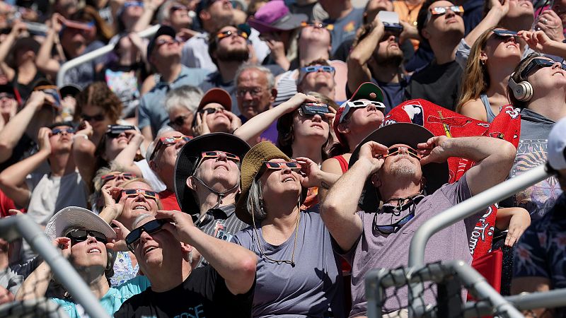 "Una noche rara y breve": las sensaciones que nunca olvidaremos del eclipse total del 12 de agosto