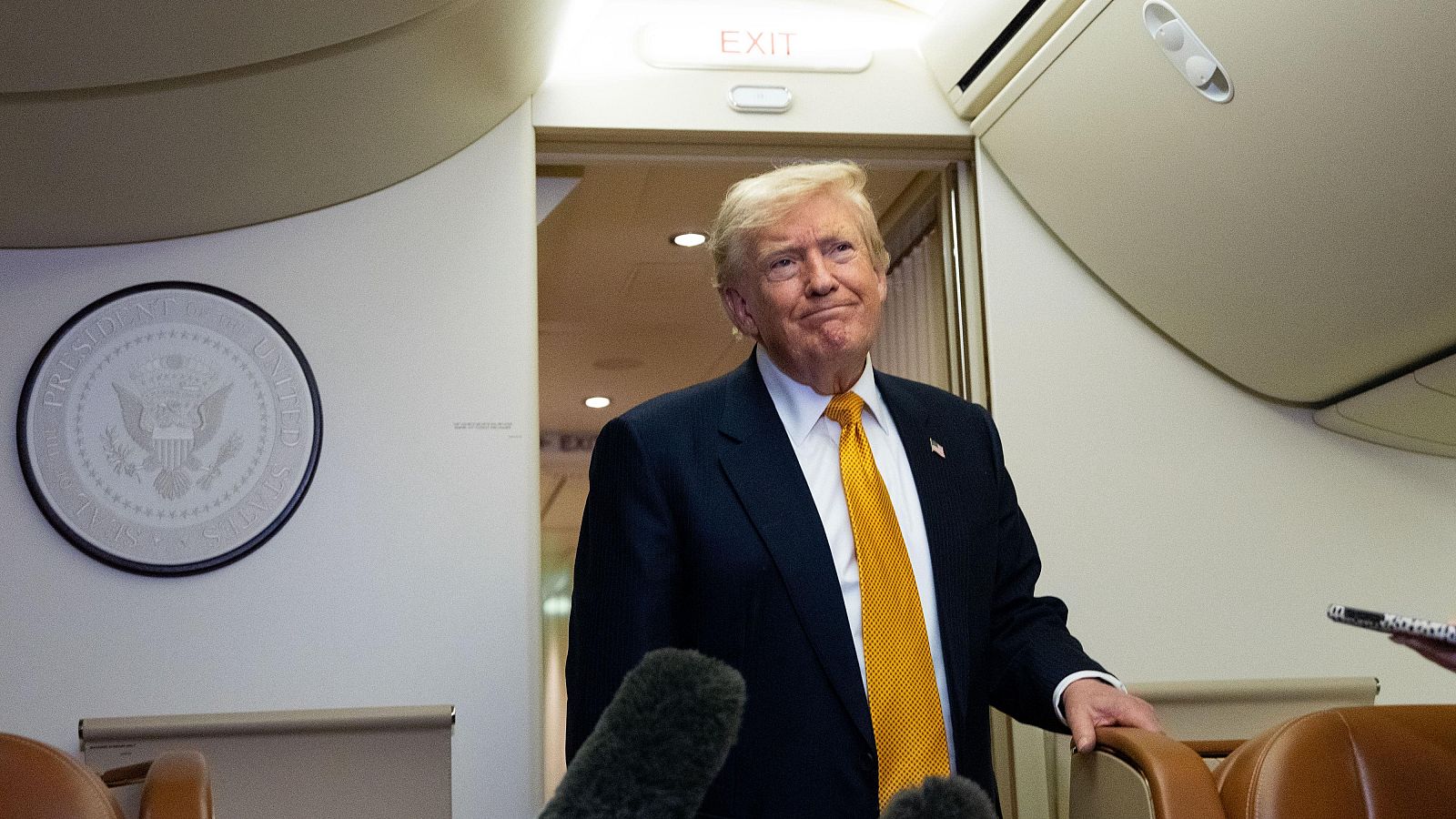 Trump cambia el tono con España y asegura que se "ha redimido" por su gasto en la OTAN | Ver ahora