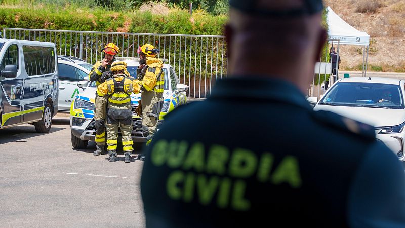 Buscan a 23 personas "no localizadas" por el incendio de Los Gallardos, Almer�a
