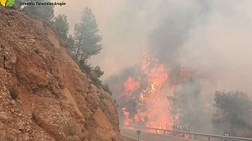 Imagen del incendio de Pe�arroya de Tastavins, en Teruel