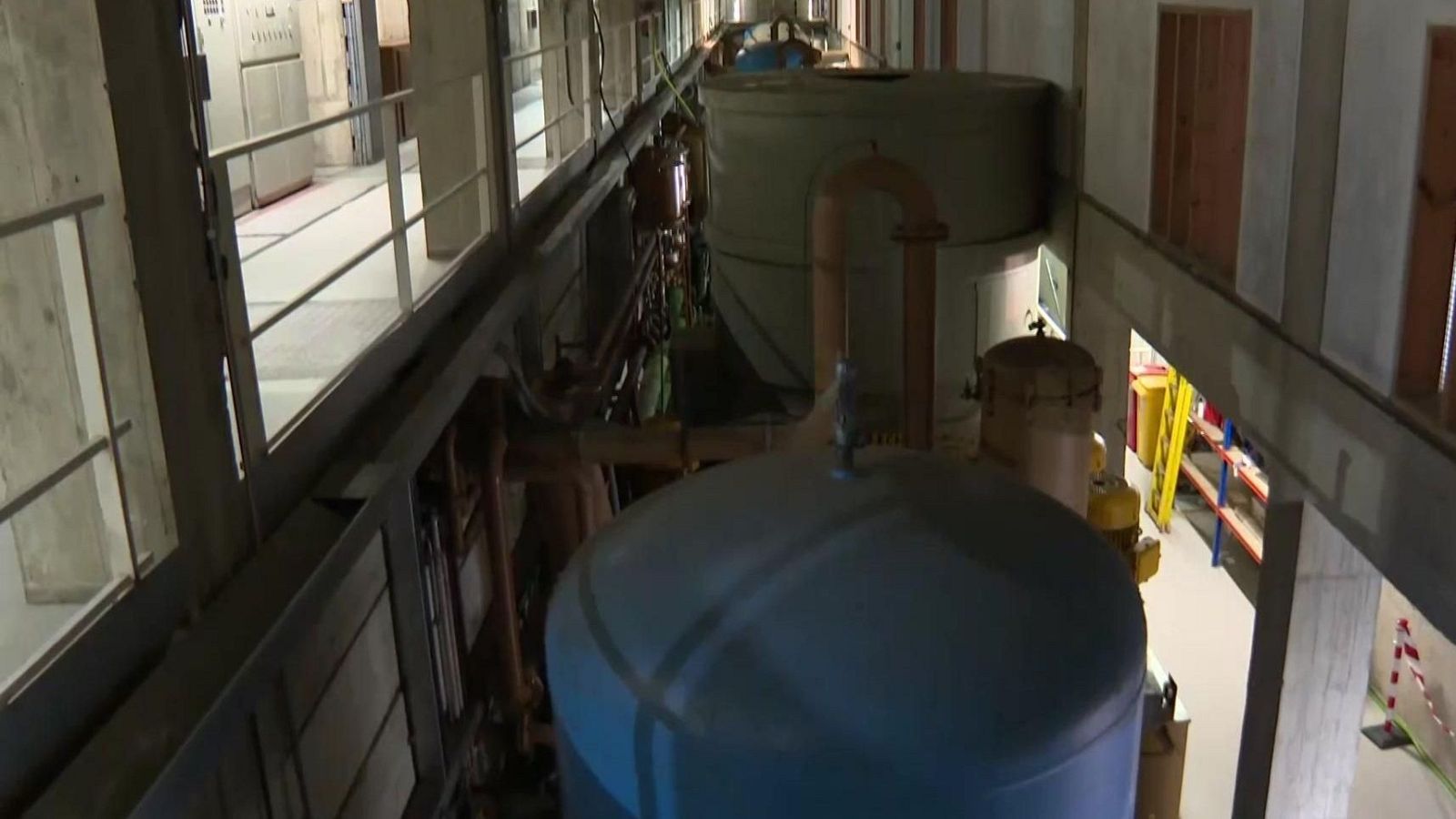 Aguayo, la gigantesca batería de agua que quiere triplicar su capacidad - TeleCantabria | Ver
