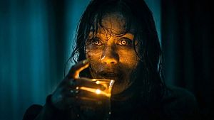 Fotograma de 'Posesi�n infernal: en llamas' (Sony Picturres)