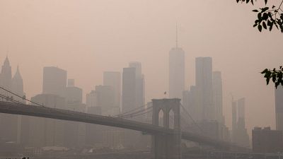 El humo de los m�s de 800 incendios forestales en Canad� engulle Nueva York a tres d�as de la final del Mundial