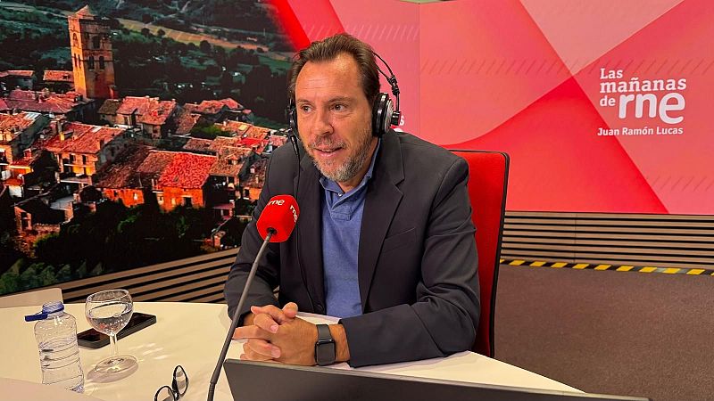 Puente anima a Puigdemont "a plantarse en España" tras la sentencia del TJUE y Junts responde: "Cuánta frivolidad"