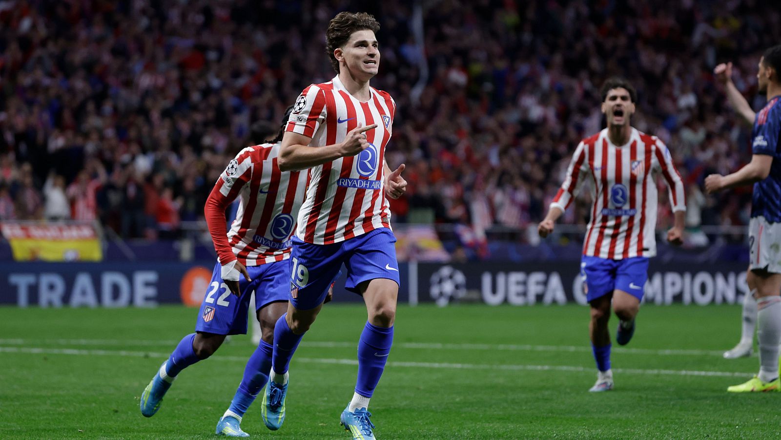 Gil Marín: "Julián Álvarez no está en venta" - Fútbol | Ver