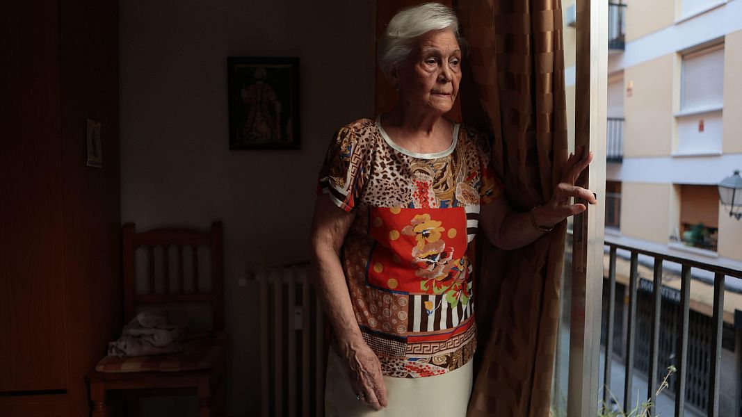Paquita, de 82 a�os y con p�rkinson, en vilo por el anunciado desahucio del piso donde vive desde hace casi tres d�cadas