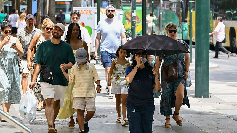 El tiempo este jueves 23 de julio: máximas de 44 grados por la ola de calor y tormentas con granizo en el sureste