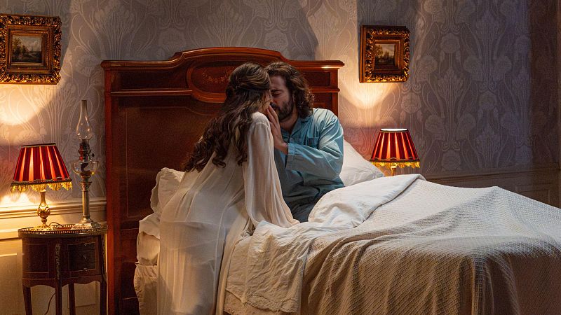 Disfruta de los cap�tulos del 873 al 877 de 'La Promesa': La pasi�n se desata entre Martina y Adriano
