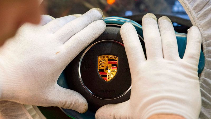 La Policía alemana registra diez instalaciones de Porsche por la manipulación de emisiones de los diésel