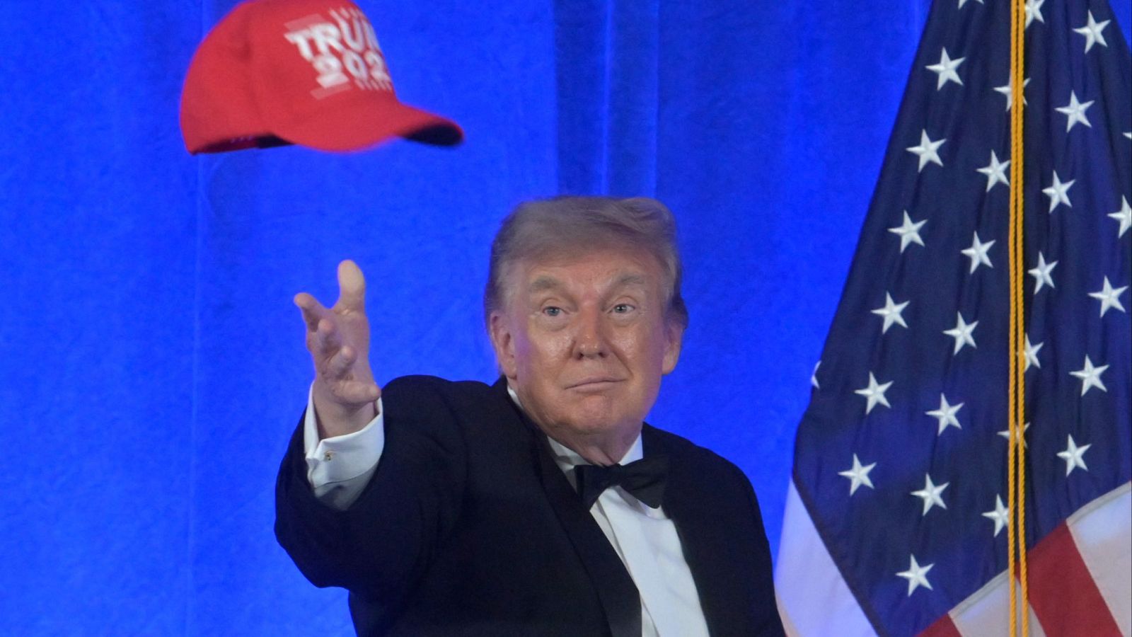 Trump bromea en la repetición de la cena de corresponsales con presentarse a las elecciones de 2028