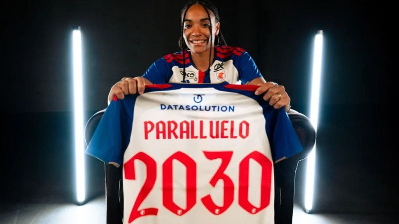 La internacional española y ex del Barça Salma Paralluelo ficha por el OL Lyonnes hasta 2030