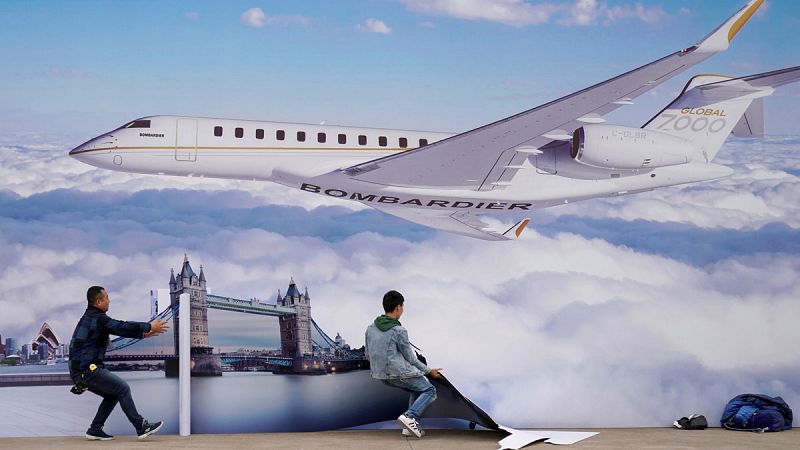 China probará con los viajes en avión un sistema de "crédito social" que puntúa a los ciudadanos por su comportamiento