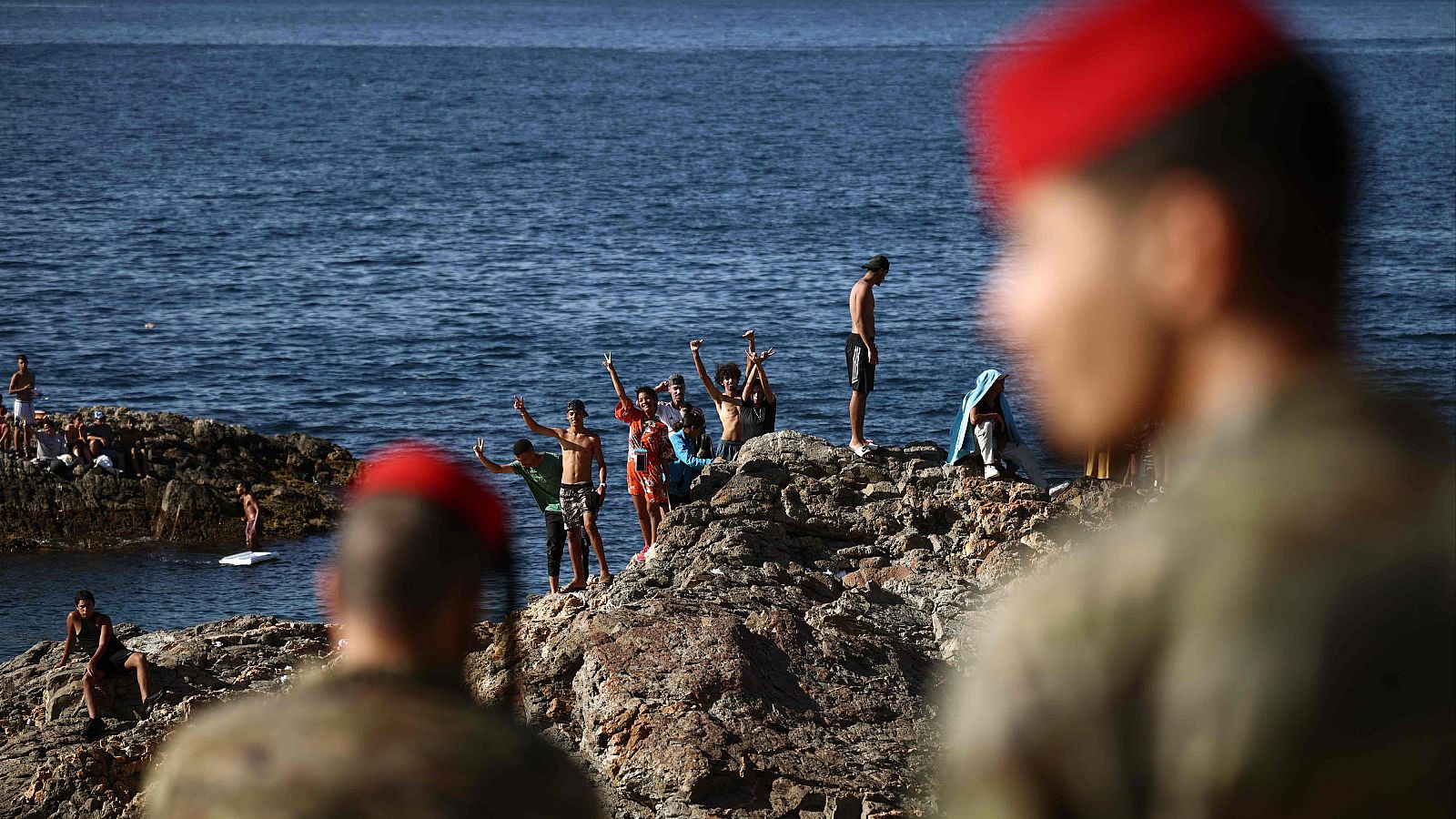 La compleja identificación de los migrantes muertos en las entradas a Ceuta
