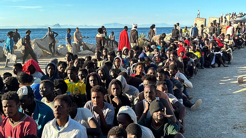 El Gobierno estima que quedan unos 2.500 migrantes en Ceuta cuatro días después de la entrada masiva