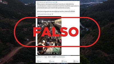 No son "musulmanes marroqu�es" reunidos "en masa" en una estaci�n de tren en Espa�a