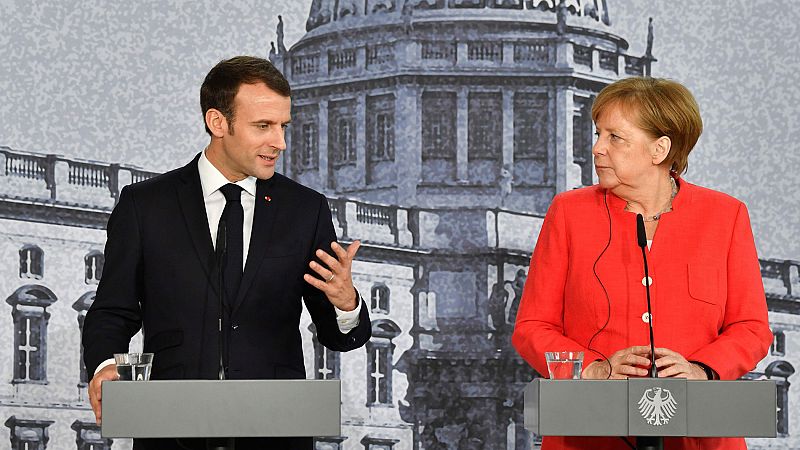 Emmanuel Macron y Angela Merkel se reúnen para trazar el camino a una nueva UE, a pesar de las diferencias