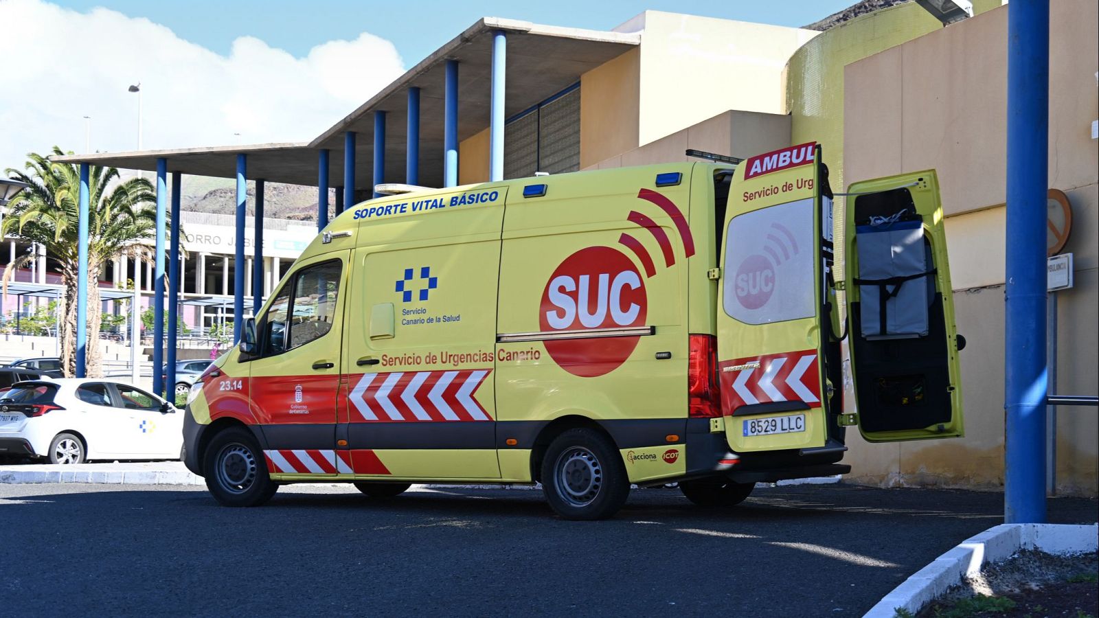 Muere un bebé por golpe de calor en un coche en Fuerteventura - Informativo 24h | Ver