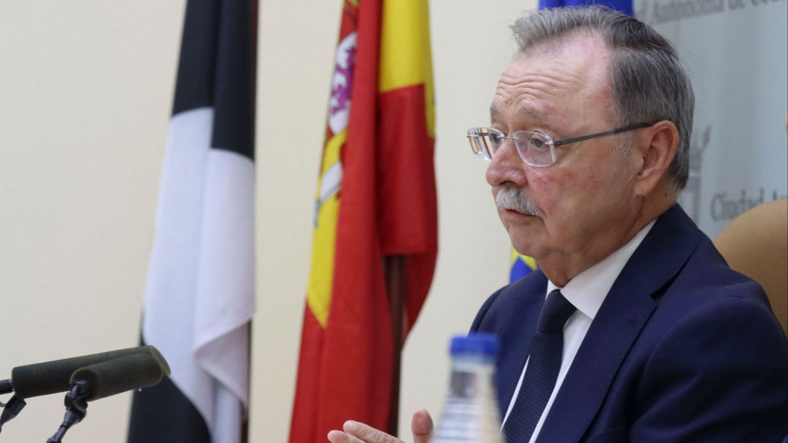 Juan Jesús Vivas pide auxilio y socorro al resto de España - La hora de La 1 | Ver