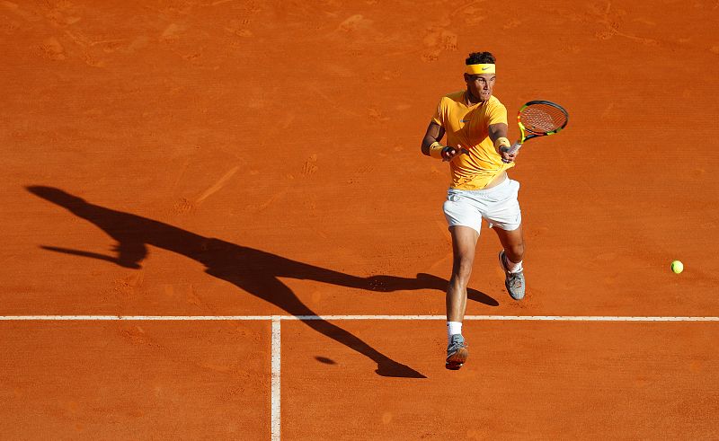 Nadal se deshace de Khachanov y ya está en los cuartos de Mónaco