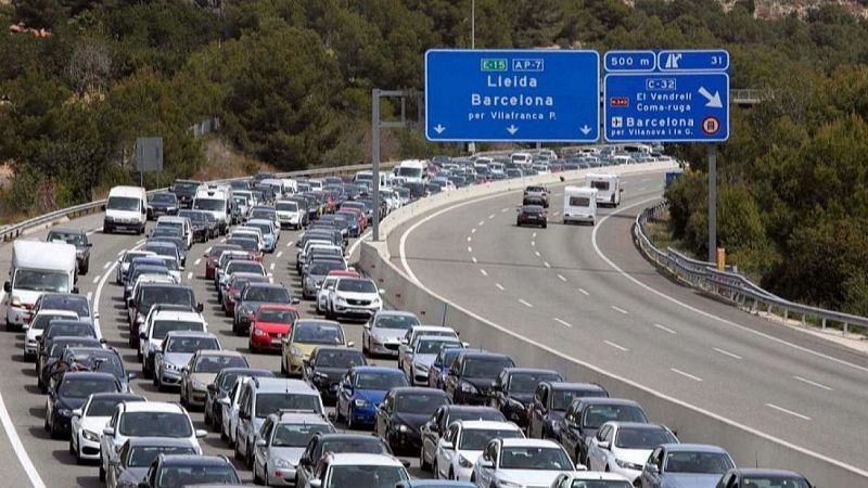 Trànsit preveu molta mobilitat per l'eclipsi i demana evitar l'AP-7 cap a l'Ebre