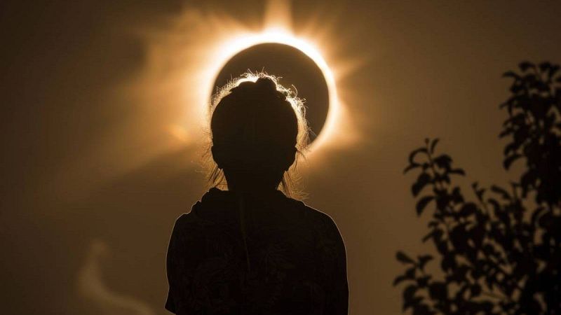 Cómo prepararte correctamente para el eclipse solar total