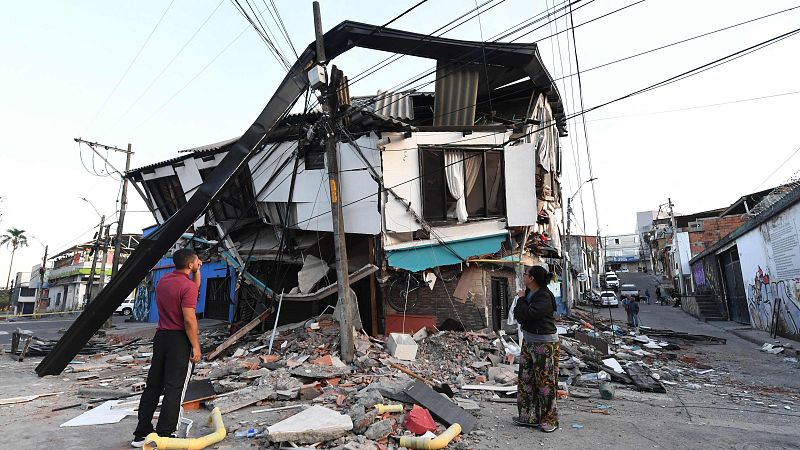 Colombia al otro lado del teléfono: la angustia de la diáspora en España tras el mayor terremoto del siglo