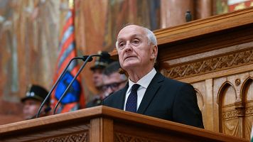 Hungría pasa página a la era Orbán con la elección del exjefe del Supremo como nuevo presidente