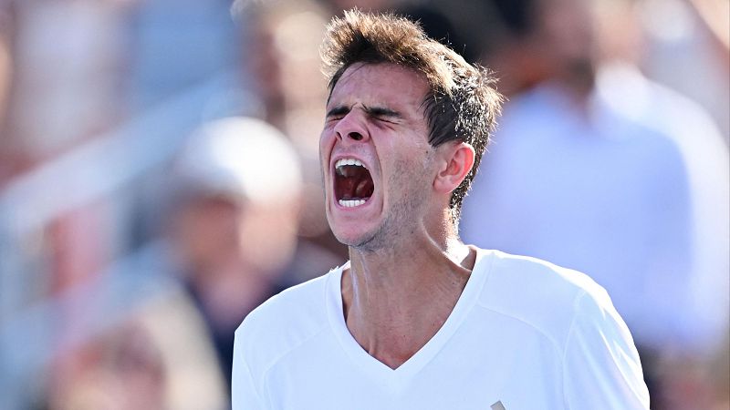 Jódar se clasifica por primera vez a semifinales de un Masters 1000 y Tien evita el doblete español al derrotar a Mérida